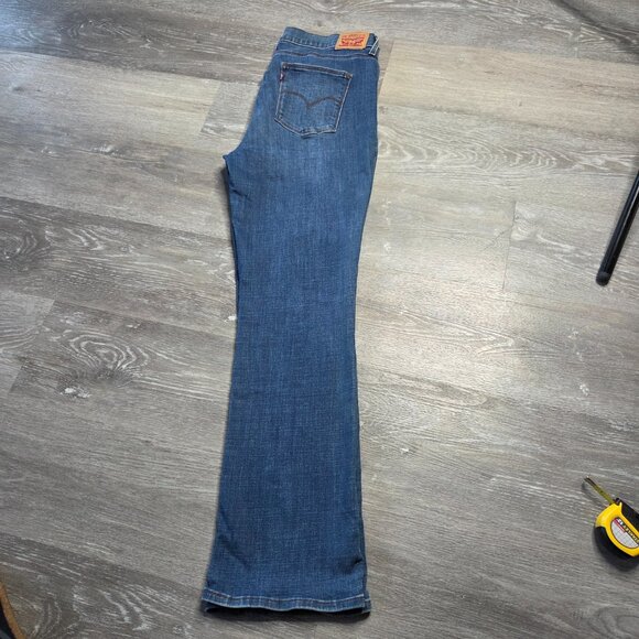 Women’s Levi’s Slimming Boot Cut Jeans – Dark Wash – Size 33x32 - Picture 4 of 13